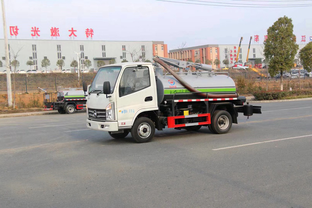 5方 不上戶福田國三吸糞車